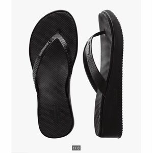 Havaianas platform flip flops